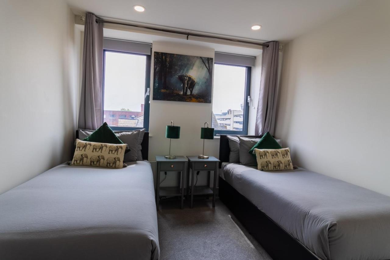 Virexxa Bedford Centre - Executive Suite - 2Bed Flat With Free Parking & Gym Exterior foto